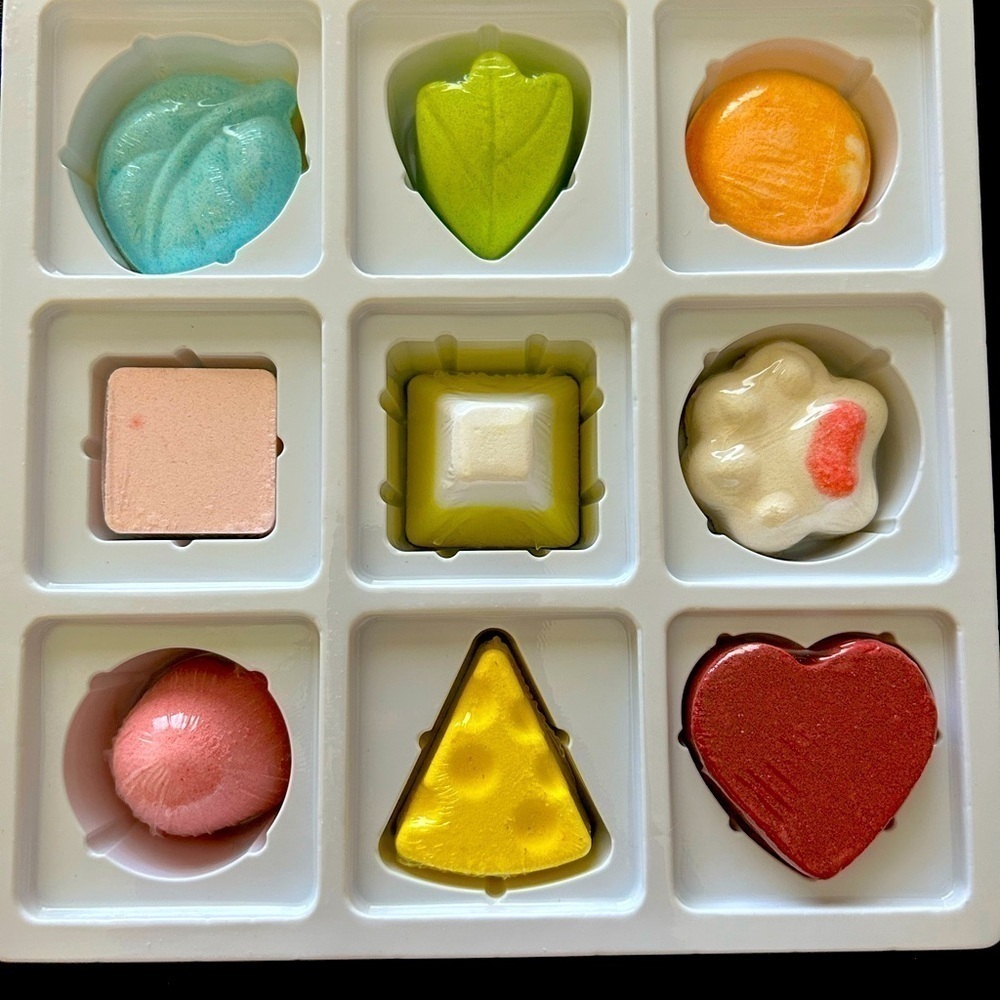 Shower Steamers ( 9 count) / SEALED BOX.